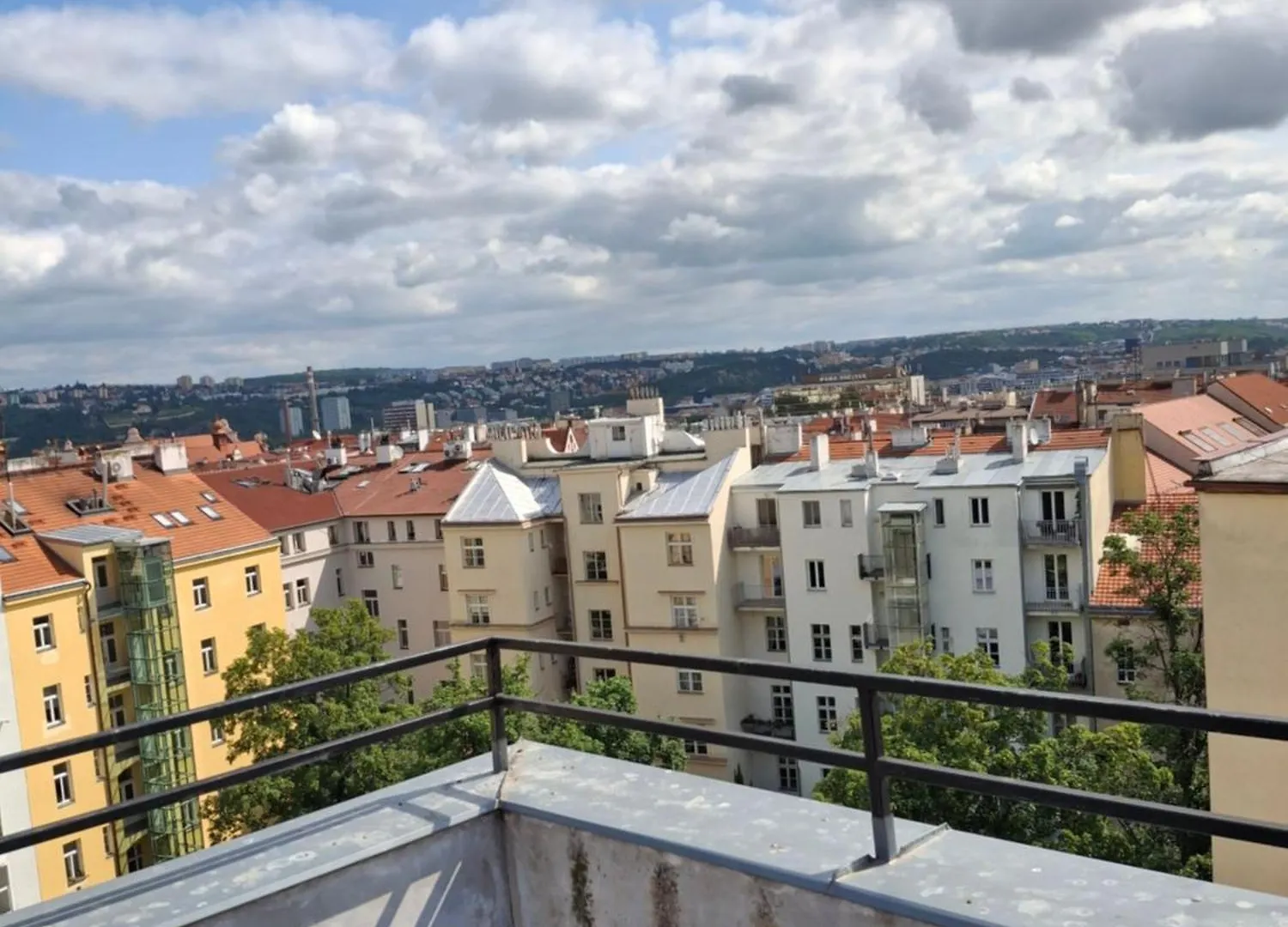 Utulny Podkrovni Pokoj R4 Prague Czech Republic